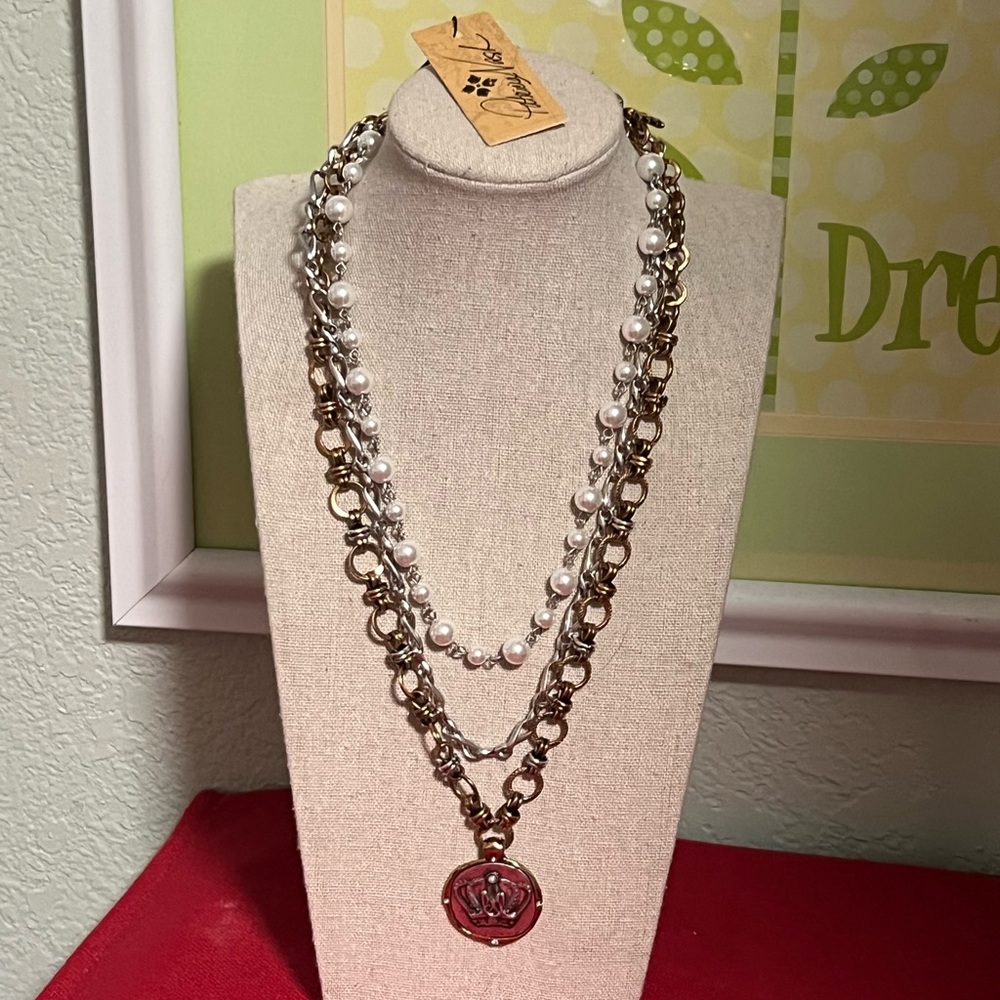 NWT Patricia Nash Gold, Pearls,Silver 3 Strand Necklace With Crown Pendant PNNK
